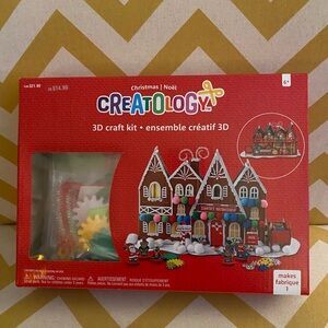 Santa’s workshop 3D Christmas Craft Kit from creatology (40)